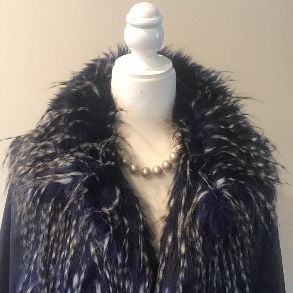 Jacket - Picture 7 of 8